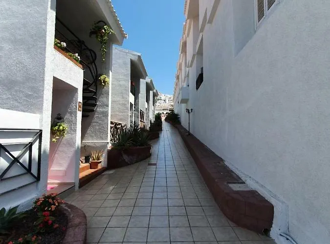 Calle Madrid Costa Adeje (Tenerife)