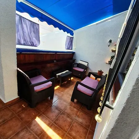 Calle Madrid 阿德耶